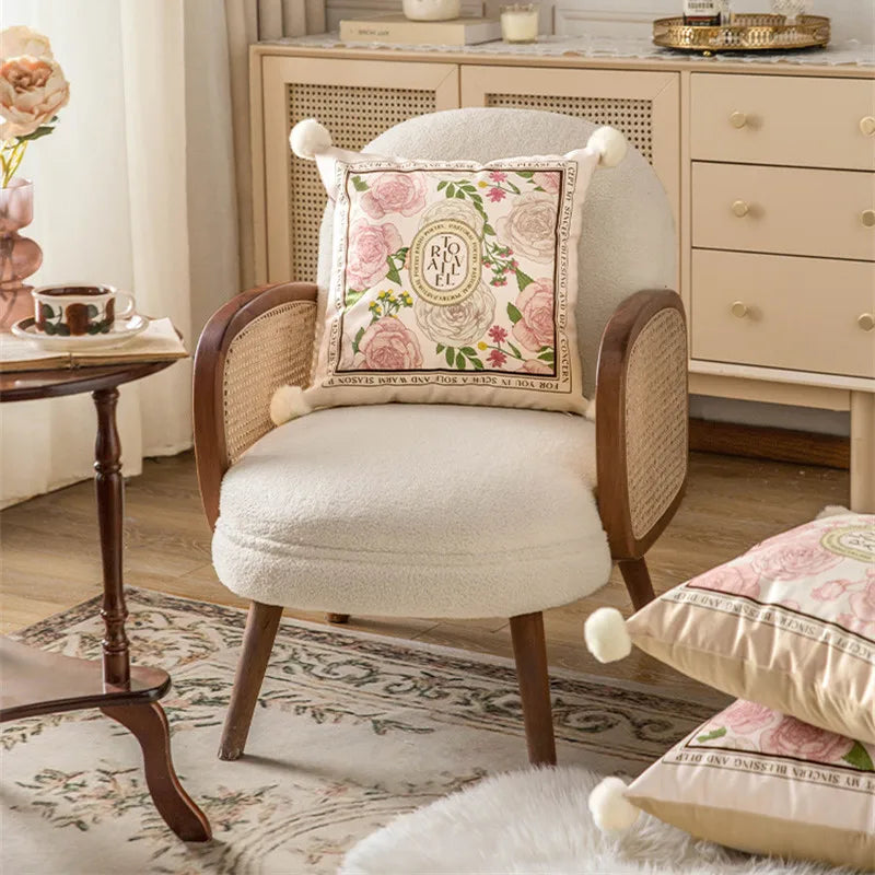 Coussins décoratifs carrés motif floral roses vintage beige lit canapé chambreextérieur