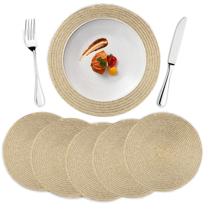 Set de 6 napperons ronds tissés lavables rouges sur une table de Noël