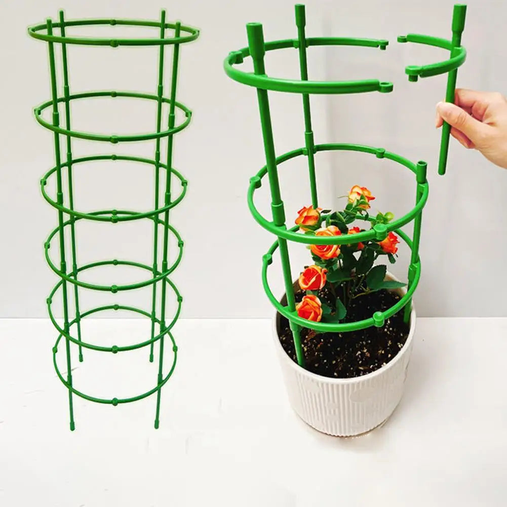 supports plantes plastique vert treillis modernes pots fleuris grimpantes structure circulaire barres verticales minimaliste
