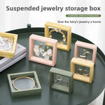 boîtes bijoux suspendues transparentes moderne minimaliste vert rose jaune clairs rangement présentation colliers boucles