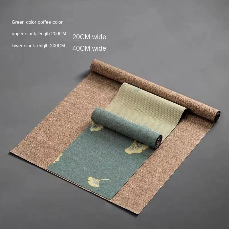 serviette table classique feuilles d'érable dorées vert foncé beige marron traditionnelle tasses thé plateau