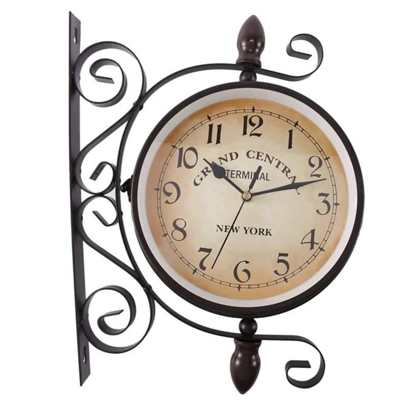 horloge murale vintage marron foncé cadran crème vieilli aiguilles métal transparent.gca