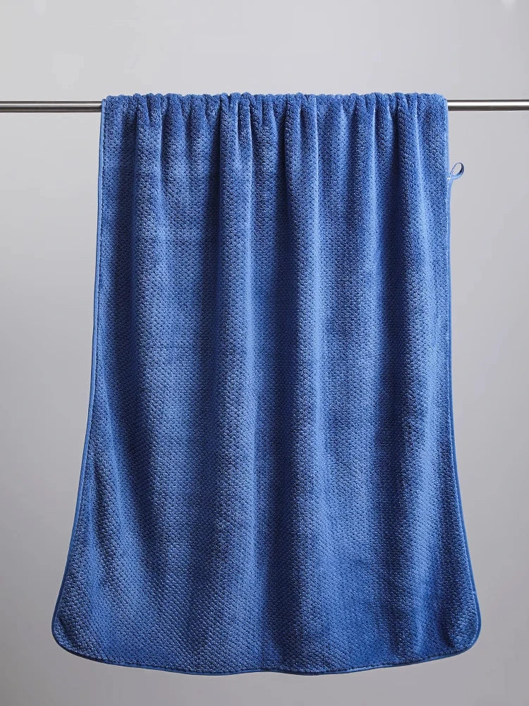 serviette bain absorbante bleu marine texture points moderne 80x150cm lavable machine