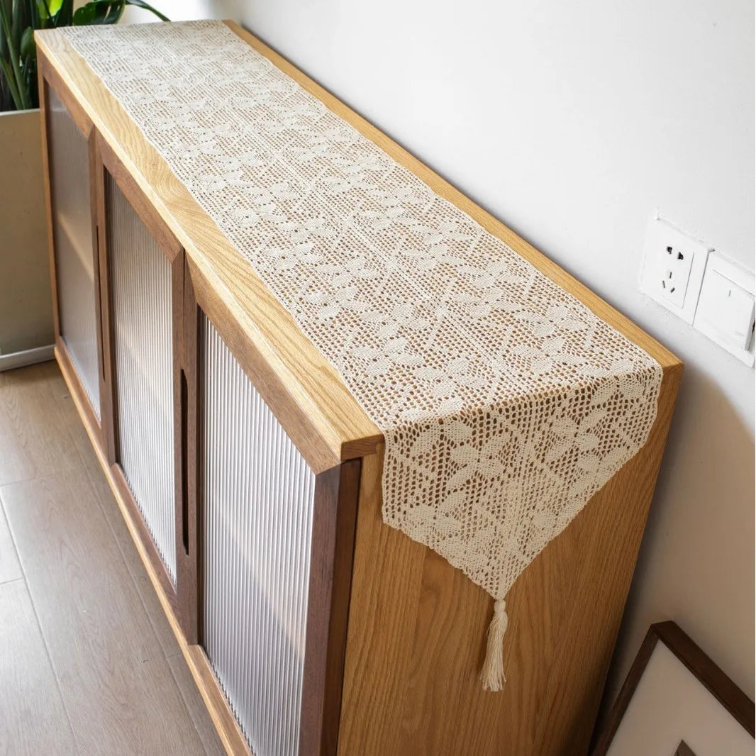 serviette table boho chic motif floral dentelle fine beige clair tassel maison fête decoration