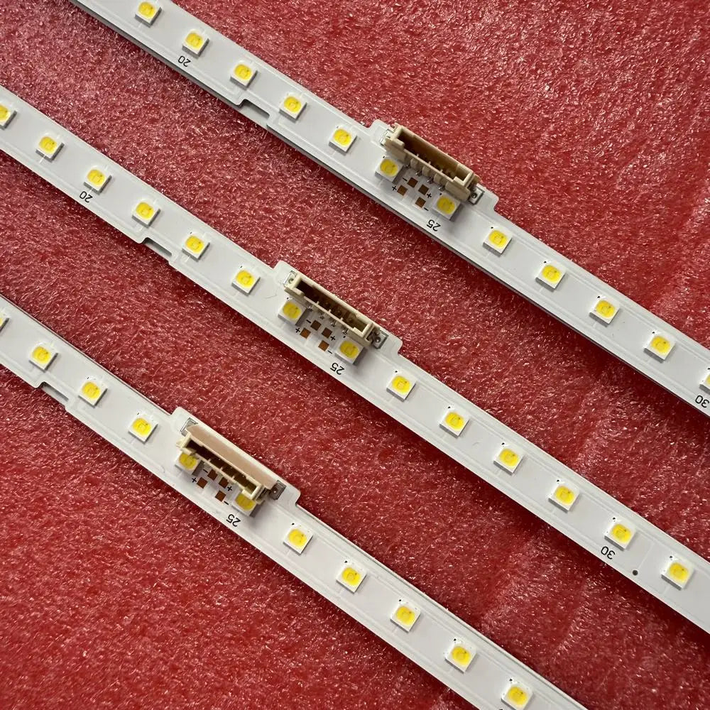 ruban led blanc points lumineux jaunes moderne connecteurs électriques certifié rohs ul cem