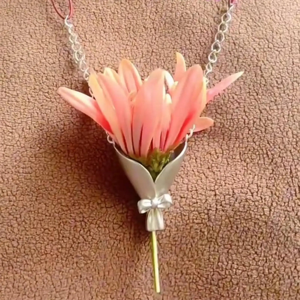 collier fleurs artificielles ruban blanc chaîne argenté moderne minimaliste sorties femmes CREATIVITE TOUJOURS ELEGANTE