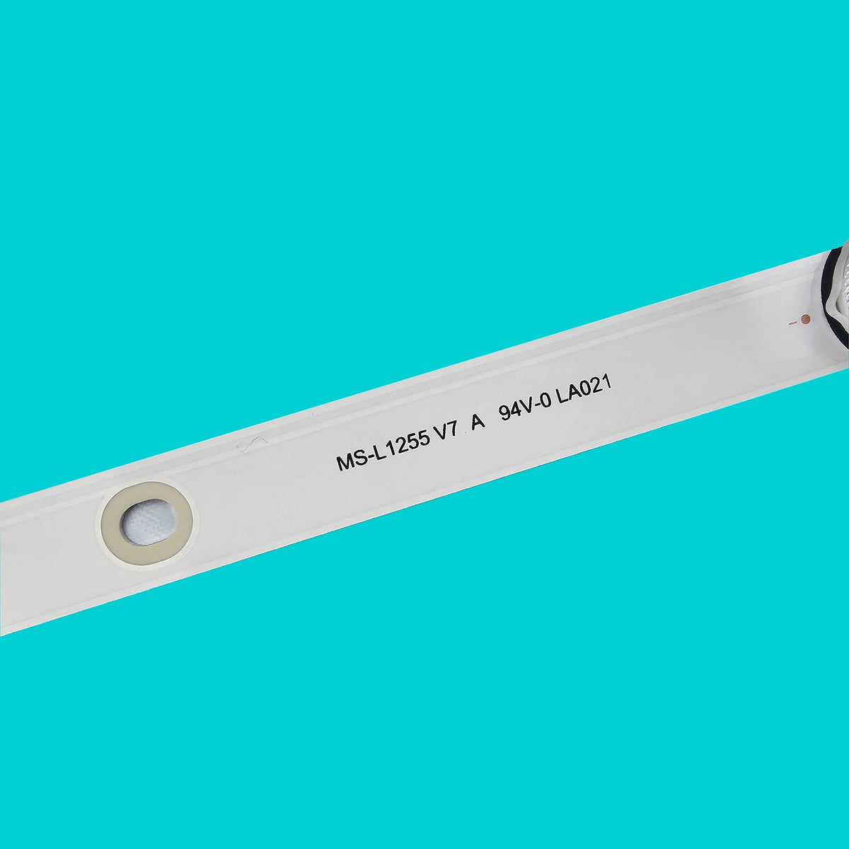 bande lumineuse led adhésive blanc bleu moderne connecteur câble alimentation opacité mat