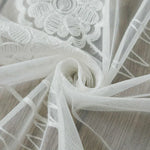 rideau blanc floral brodé tulle translucide bohème fenêtre salon chambre tissu texturé