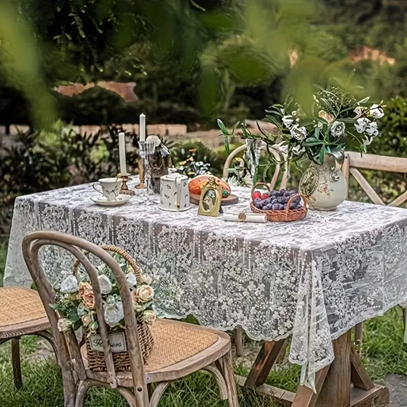 nappe table dentelle fleur vintage blanche beige romantique noël extérieur mariage festivité