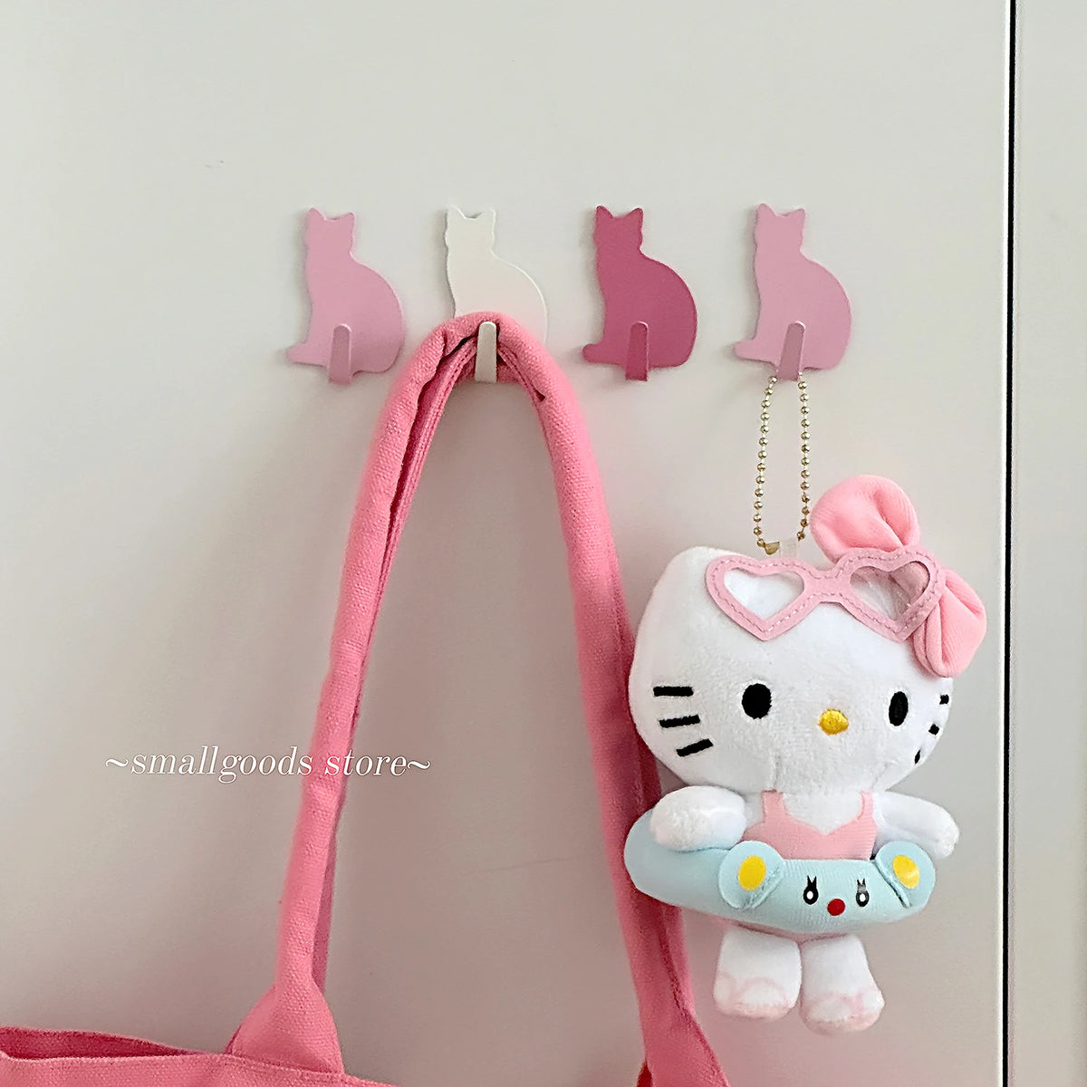 porte clés chat rose clair blanc silhouette simple minimaliste moderne auto adhésif muraux non