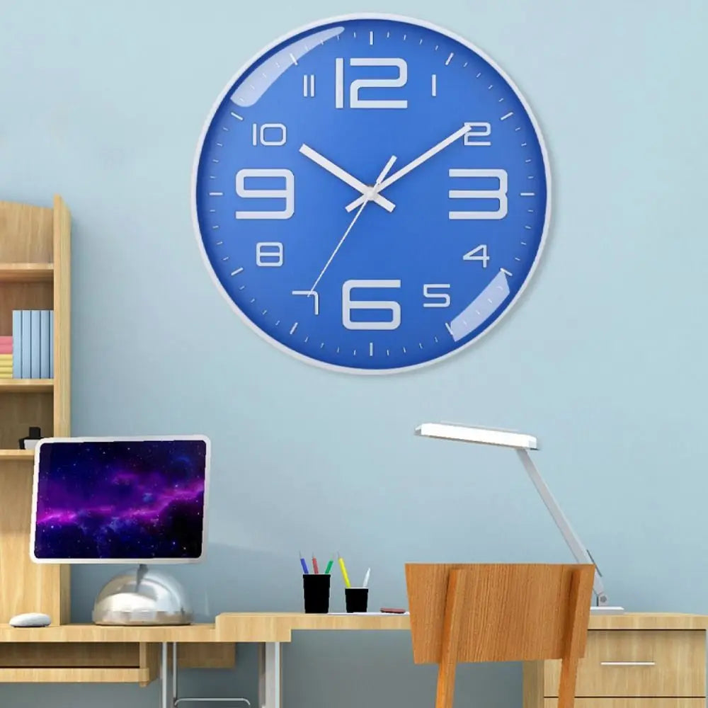 horloge murale moderne numérique ronde couleur noir bleu doré blanc chiffres blancs lignes noires