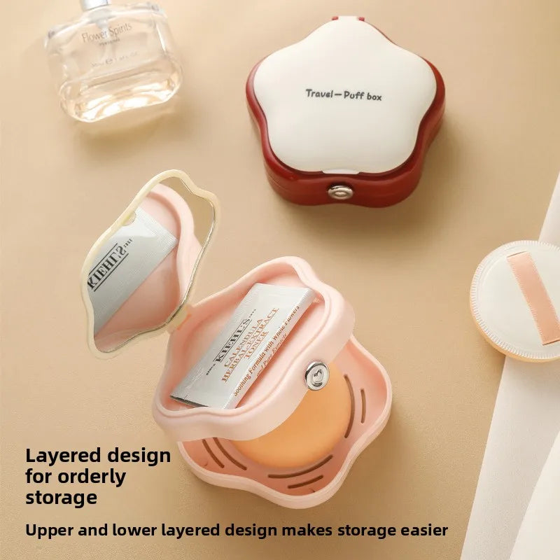 boîte maquillage portable rouge rose poudre miroir tampons coton contemporain minimaliste
