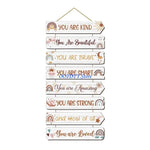 décoration murale plaquettes bois textes inspirants dinosaures papillons étoiles enfants