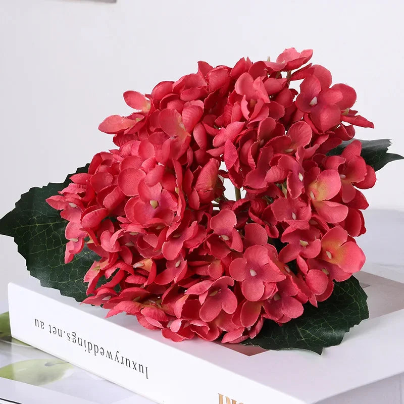 bouquet hydrangeas artificiels soie rose jaune gris bleu violet blanc moderne decoration mariage