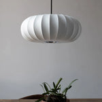 suspension lumineuse soie blanc rayures horizontales moderne passe câble noir