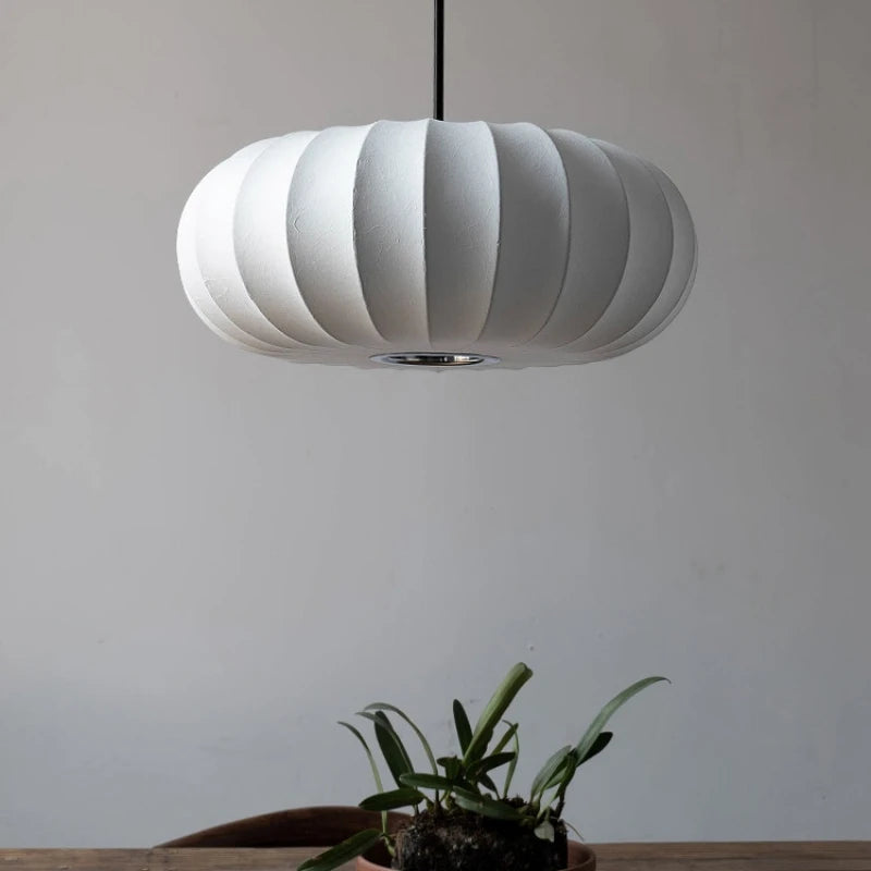 suspension lumineuse soie blanc rayures horizontales moderne passe câble noir