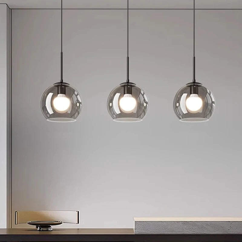 suspension lumineuse moderne sphères transparentes noir led salon salle manger éclairage intérieur