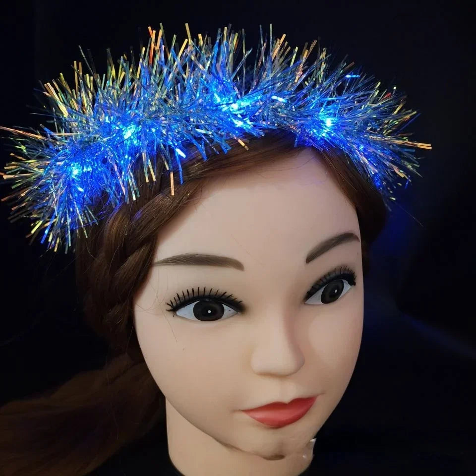 couronne lumineuse festive tissus brillants couleurs vives bleu rose violet lumineux tinsel opaque festive