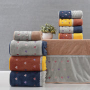 serviettes bain microfibre 70x140cm cœurs pelucheux couleurs variées bleu gris jaune orange rose