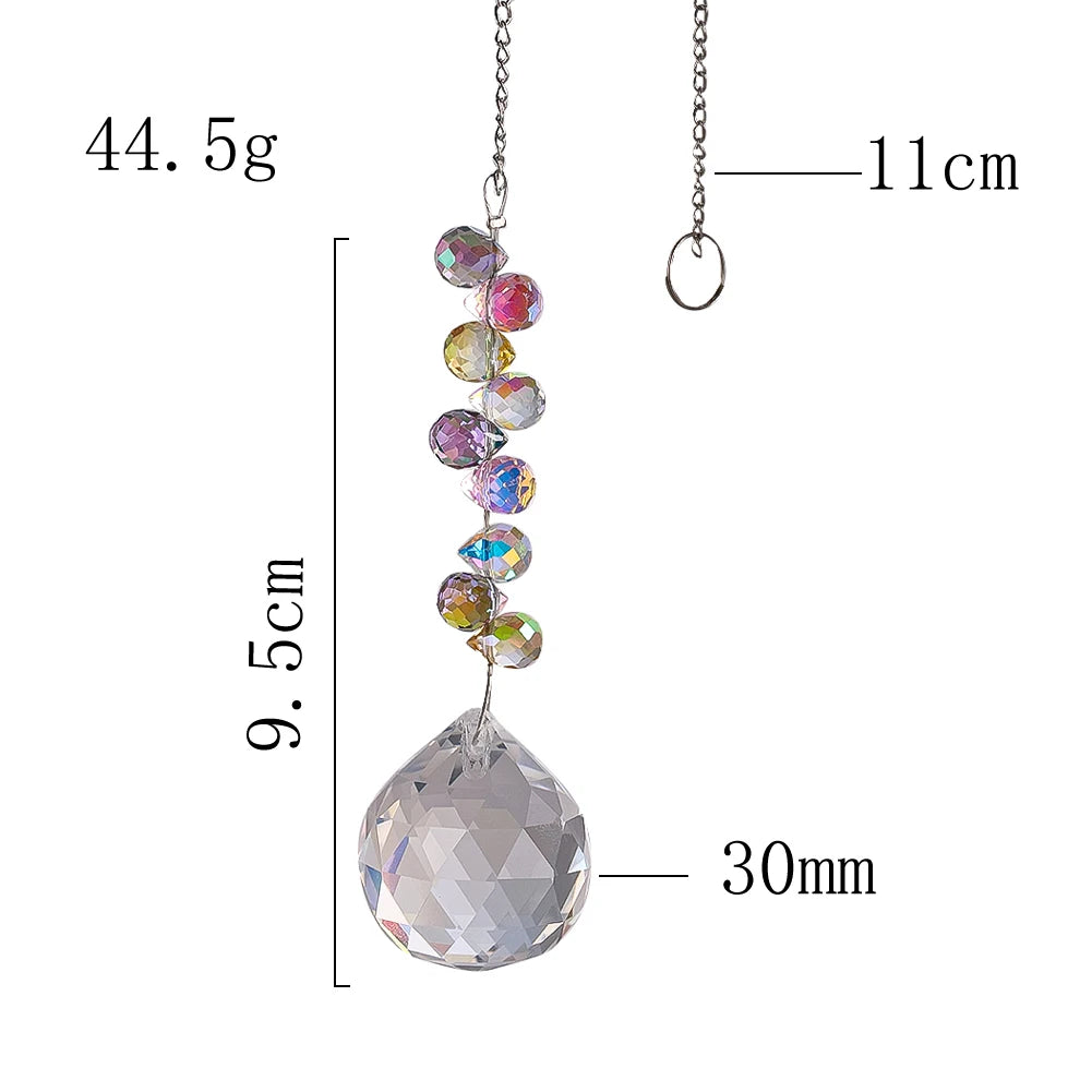 pendant cristal transparent multicolore facettes chaîne moderne élégant décoration intérieure reflets irisés