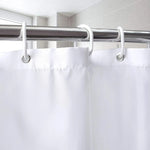 rideau douche moderne marbre blanc gris or géométrique polyester opulent élégant anneaux métalliques