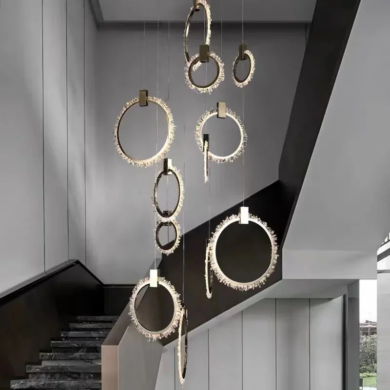 suspension circulaire or élégante strass contemporaine clips câbles haute qualité certifications multiples