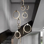 suspension circulaire or élégante strass contemporaine clips câbles haute qualité certifications multiples