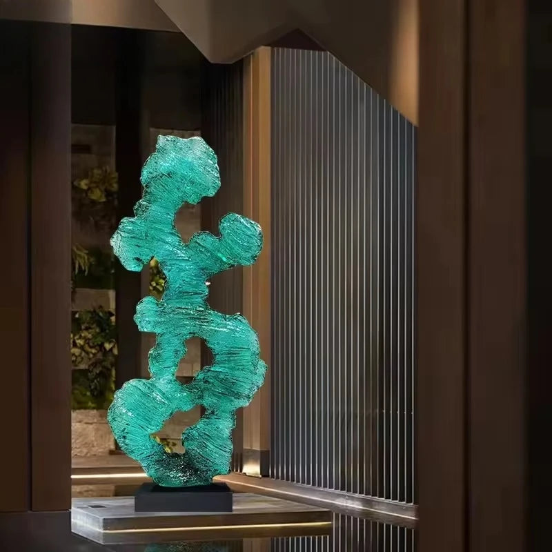 sculpture contemporaine organique bleu vert orange aluminium base noire extérieure decoration minimaliste