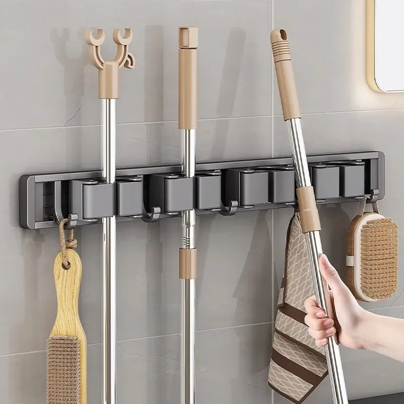 support mural porte balai gris moderne adhésif brosse balai serviette gant flacon salle bain