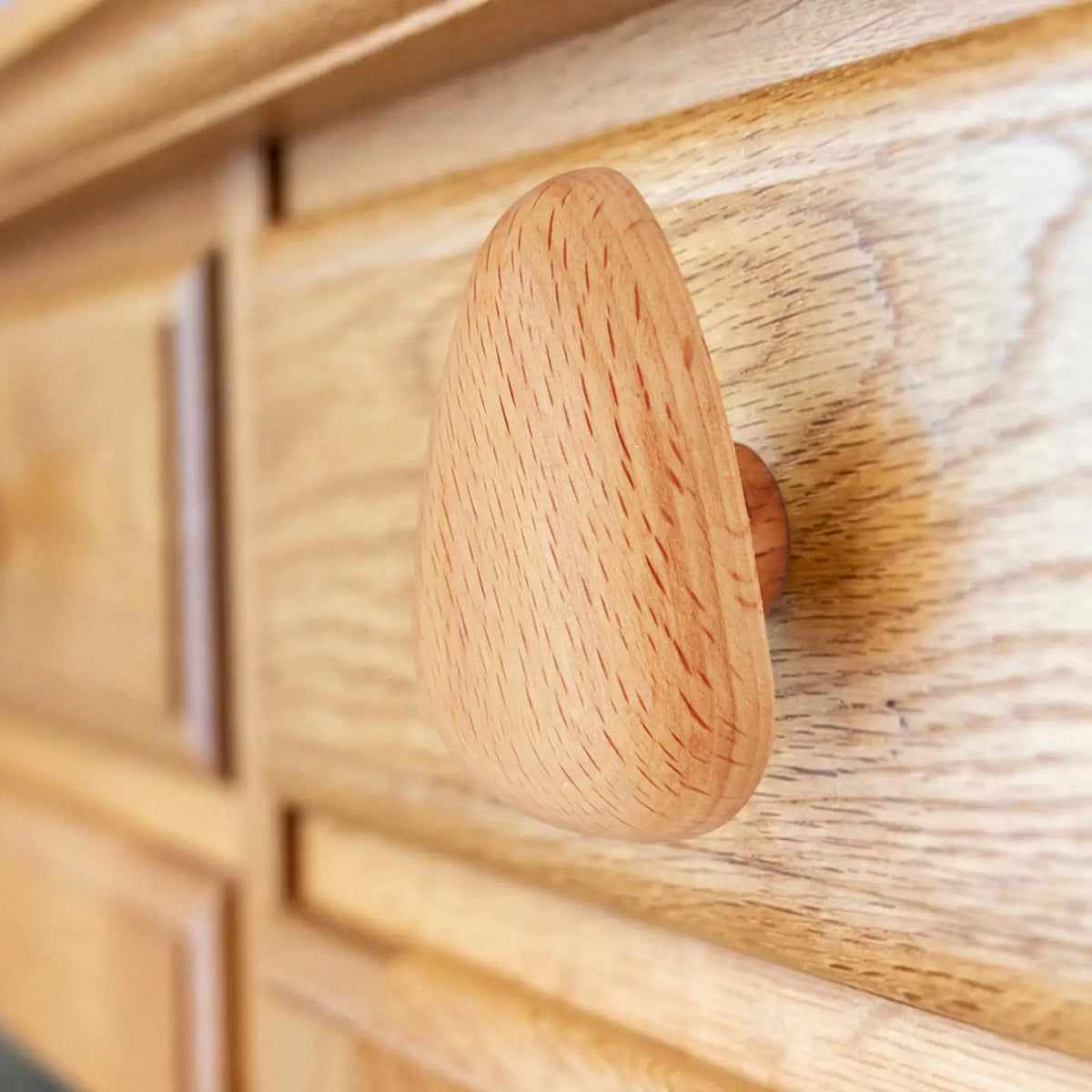 patère murale moderne boutons meuble bois clair grain bois adhésif utilisation multiple porte manteau