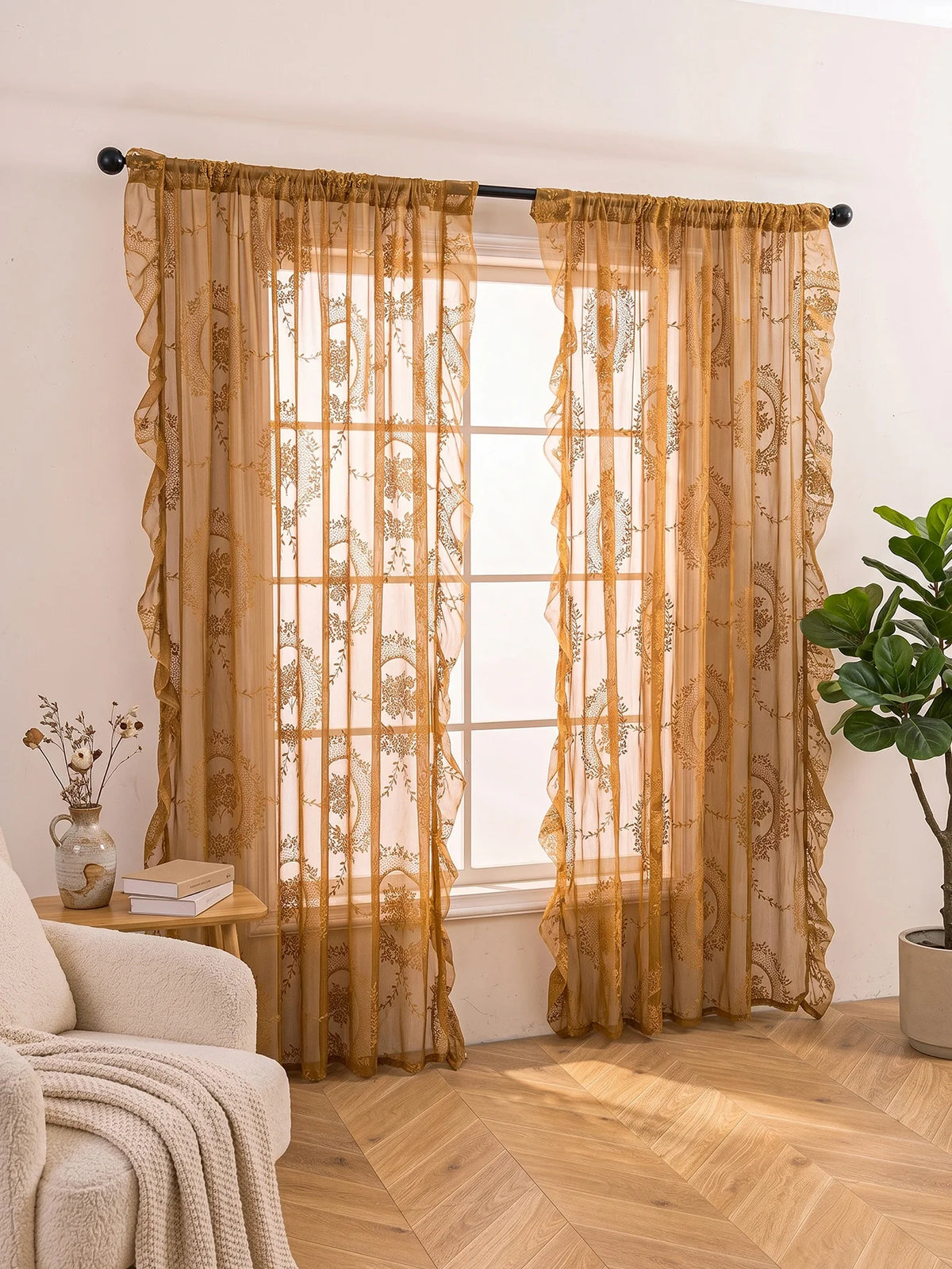 rideau floral semi transparent classique brodé fleurs beige clair salon décoration intérieure polyester