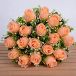 bouquet roses artificielles rouge orange bleu clair rose blanches intérieur décoration romantique classique anniversaire