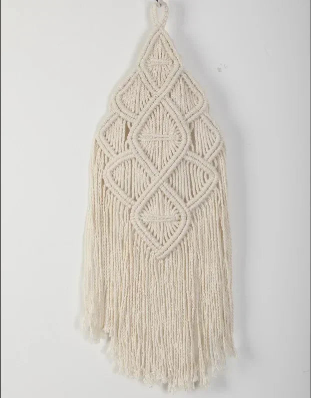 tapisserie macramé boho chic beige motifs géométriques franges moderne suspension maison