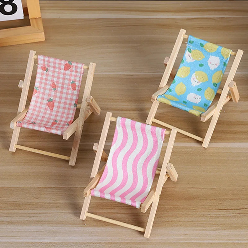 chaise pliante miniature accessoires poupée couleurs vives motifs citrons fraises moderne rayures horizontales