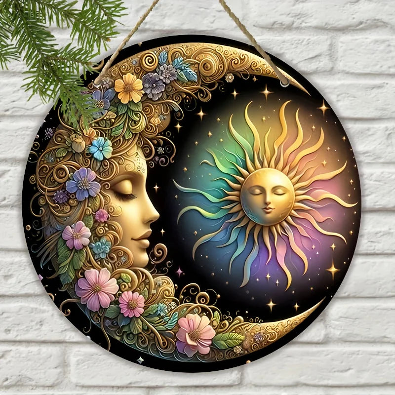 tableau circulaire art nouveau visage féminin soleil lune motifs floraux couleur dorée bois multicolore
