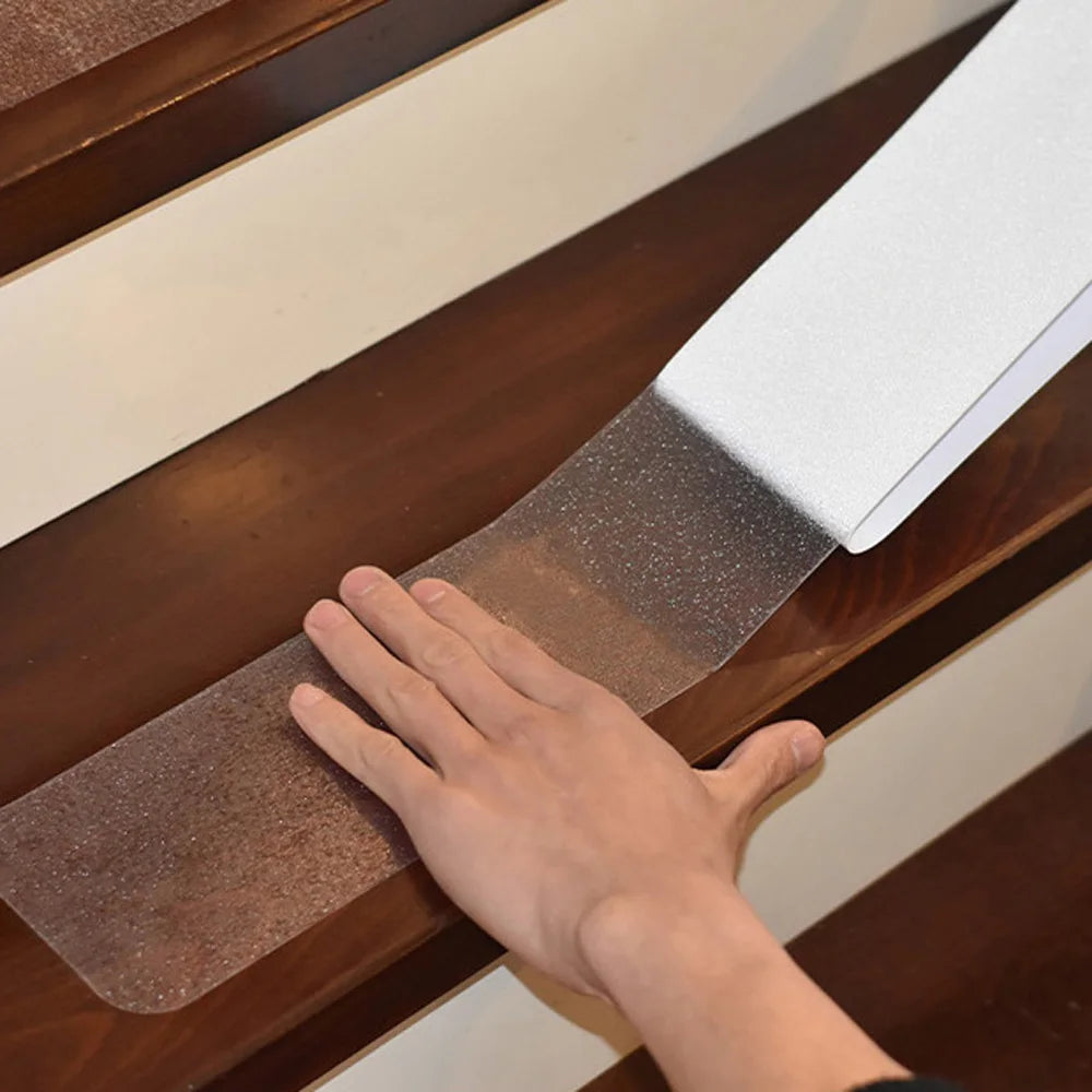 tapis antidérapant escalier beige texture granuleuse moderne adhésif salle bain