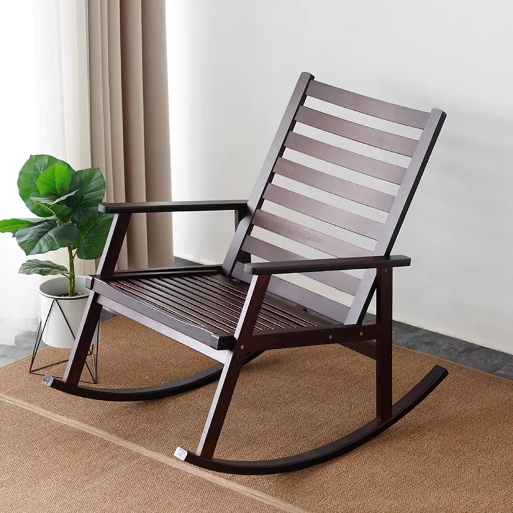fauteuil bascule bois marron foncé lignes horizontales moderne salon relaxation