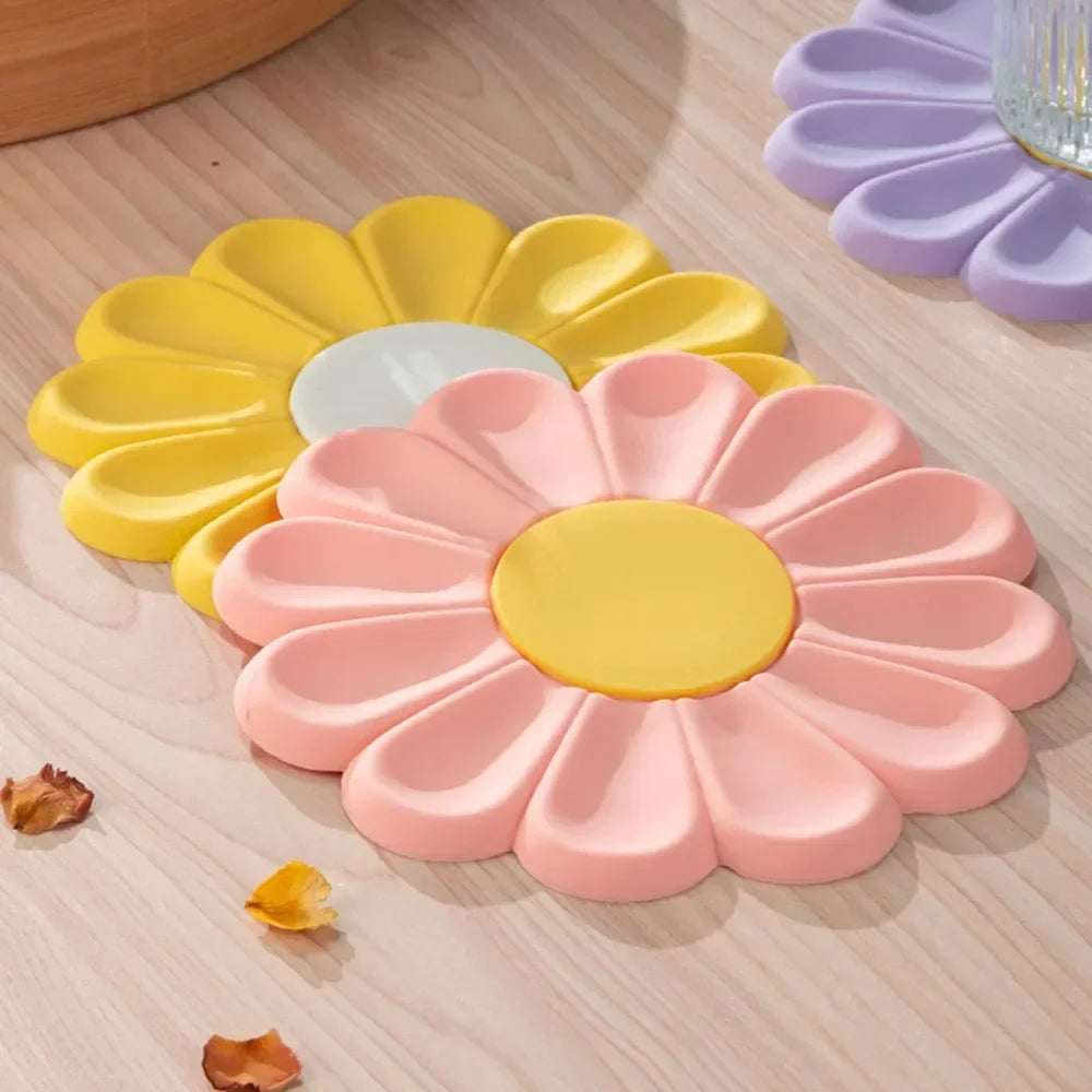 tapis silicone anti dérapant moderne fleuri violet vert jaune rose table placemat
