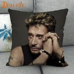 coussin carré moderne homme cheveux blond opacité noir bracelet cuir décoration chambre ornementalité universel