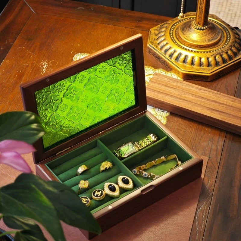 boîte bijoux bois vert vitre opaque motif floral poignée classique porte bijoux