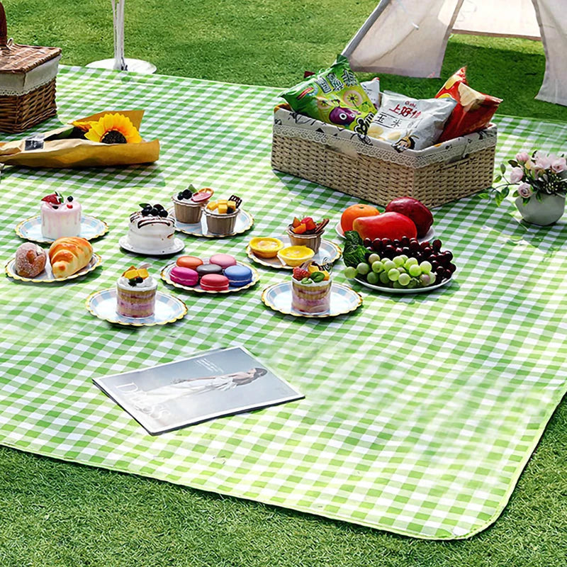 serviette pique nique carreaux vert clair blanc résistante l'eau facile nettoyer pratique simple camping