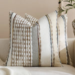 housse coussin carré brodé moderne rayures géométriques polyester blanc gris noir marronclair