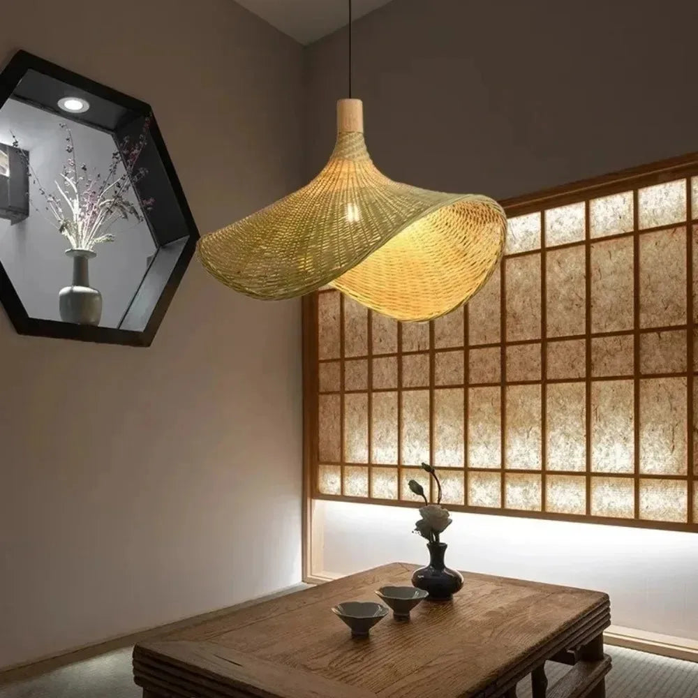 lampe suspendue moderne rustique tissée bambou naturel salon décoration lumière chaîne métallique