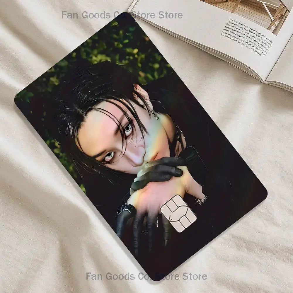 autocollant decoratif carte visite multicolore effet holographique image personnage accessoire moderne populaire pvc 85.6x53.98mm