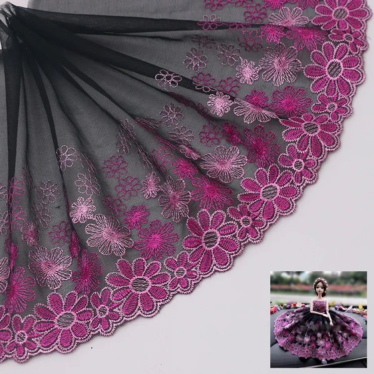 tissu polyester dentelle brodée fleurs roses gris translucide décoration artisanale broderie fine 19cm large