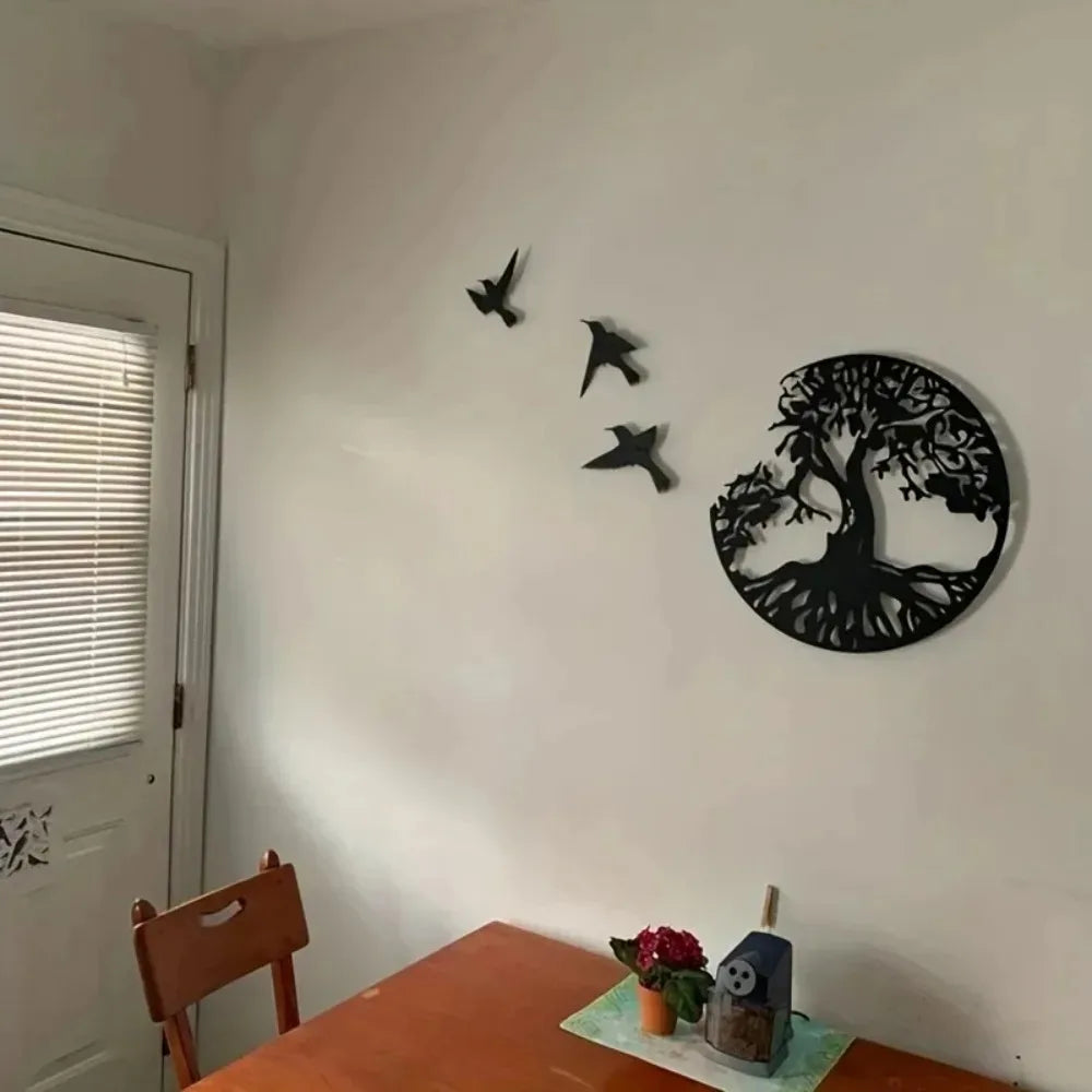 décoration murale moderne oiseaux volants arbre racines silhouette noireextérieur suspendu jardin patio