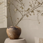 vase japonais ikebana branches séchées minimaliste rustique couleur beige marron