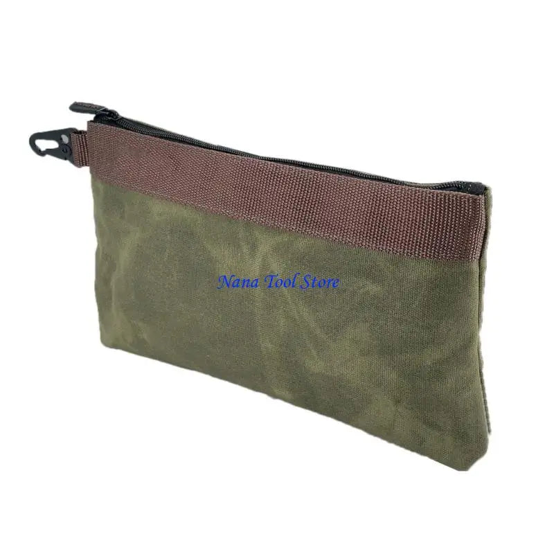 sac outils vert olive bleu marine toile cirée pragmatique fermeture glissière poignée cuir utilitaire