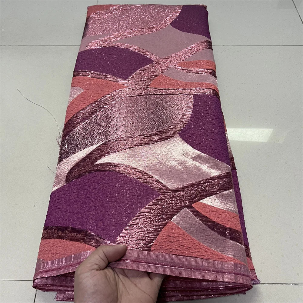 tissu dentelle polyester coton brodé motifs géométriques violet rose rouge gris vert bleu beige
