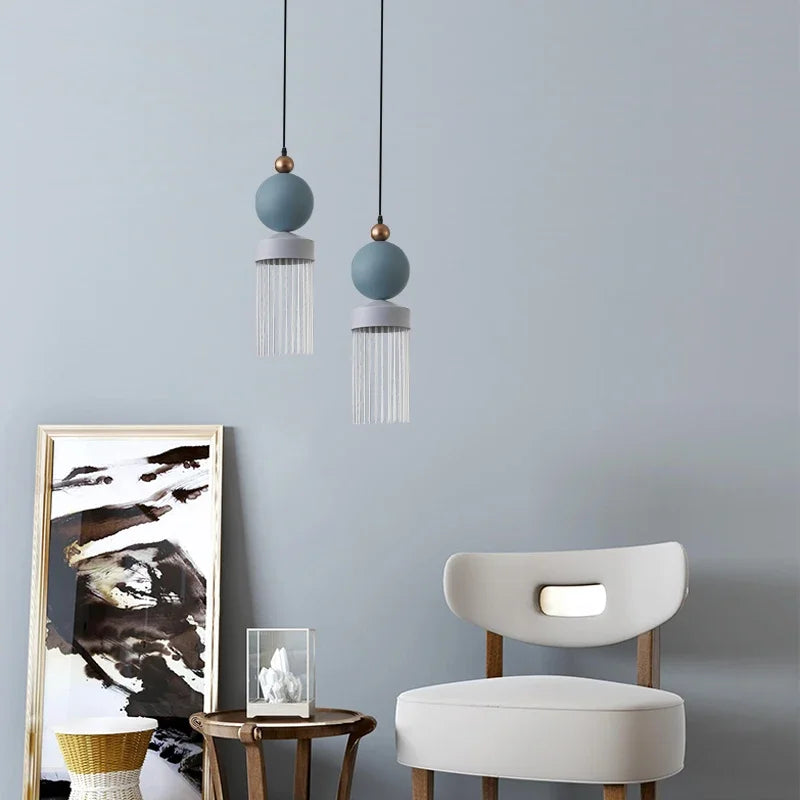 suspension lumineuse moderne noir doré scandinave franges translucides